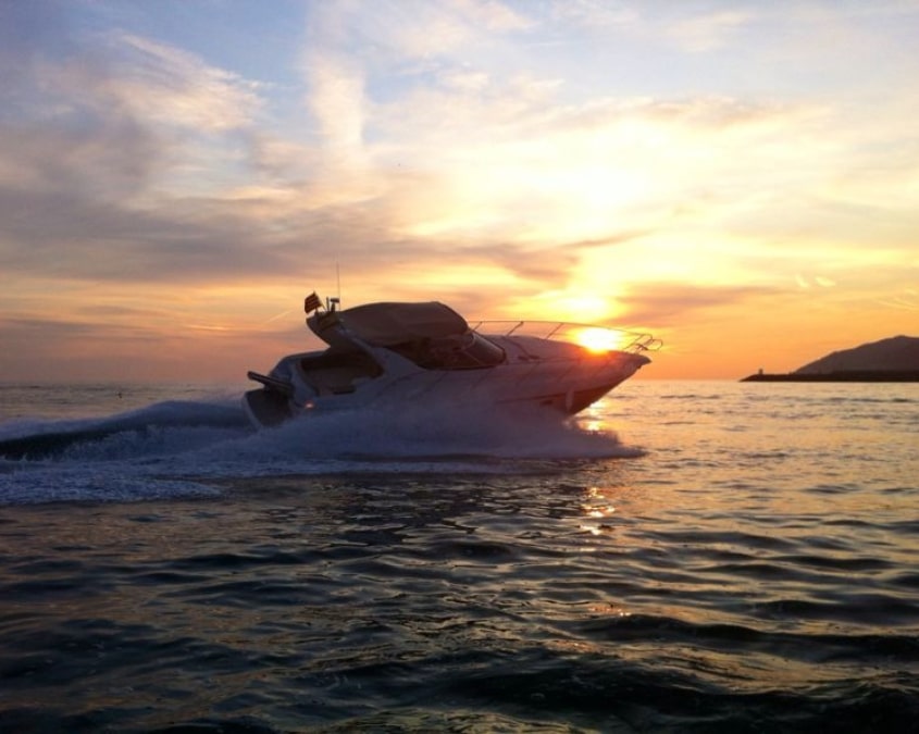 Disfruta el mar | Alquiler de barco en Sitges